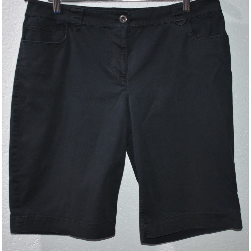 Chicos Black Bermuda Shorts Womens Size‎ 2 Short Cotton Stretch 5 Pocket Twill